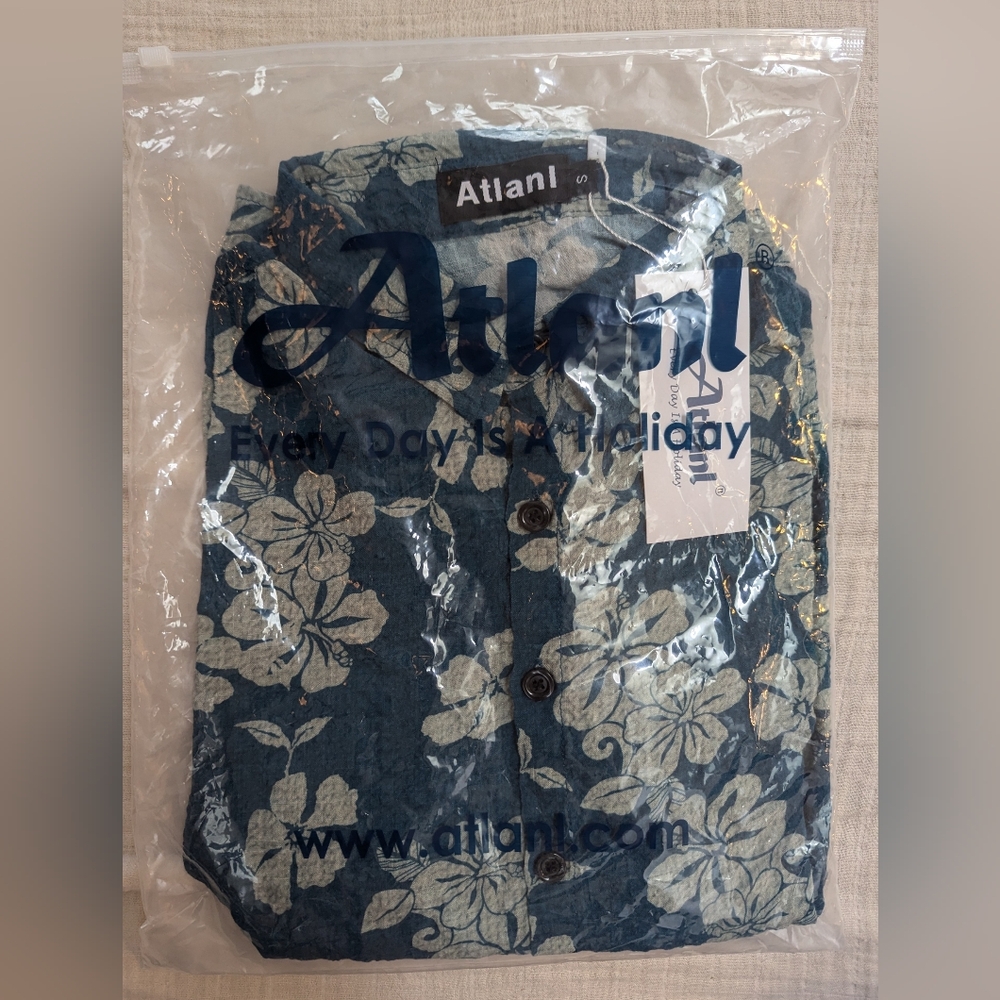 Men's Blue Atlanl Floral Shirt - Small